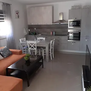 Apartman Nada, Liznjan